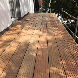 Balkon nachher
